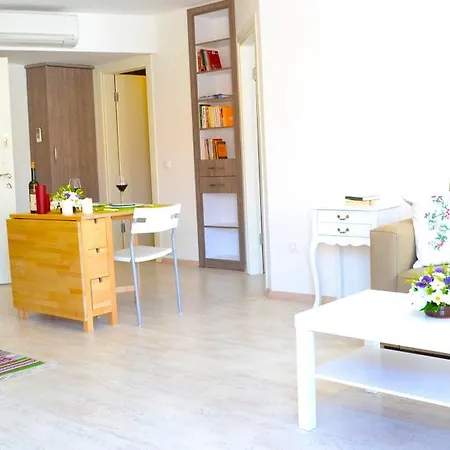Sybelle Suites By Safiya *