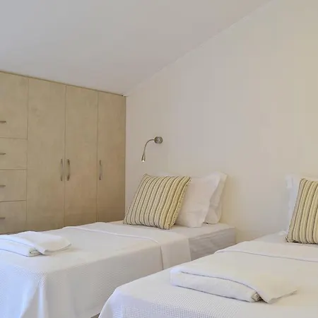 Sybelle Suites By Safiya アパート ギョジェク