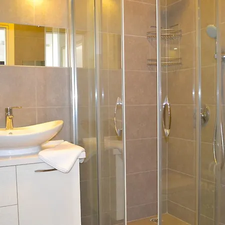 Sybelle Suites By Safiya * ギョジェク